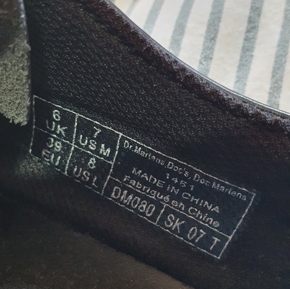 Dr. Martens 1461 Rock and Roll Skull, size 6UK - Picture 3 of 4